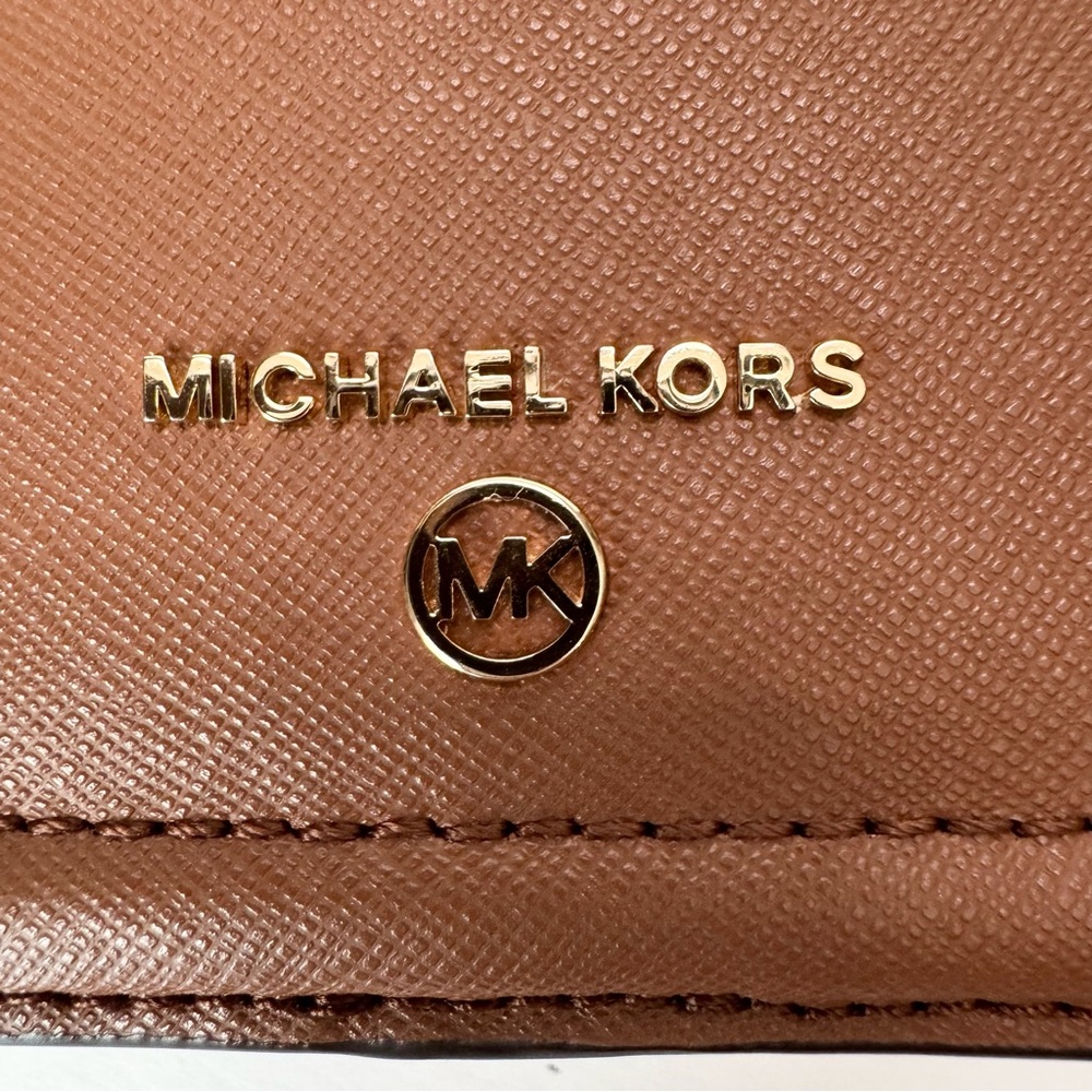 Michael Kors Jet Set Small Crossgrain Leather Smartphone Crossbody - Picture 8 of 16